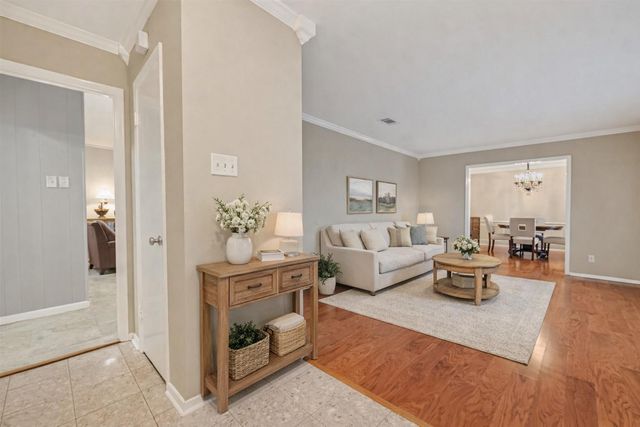 5911 Warm Springs Road, Houston, TX 77035