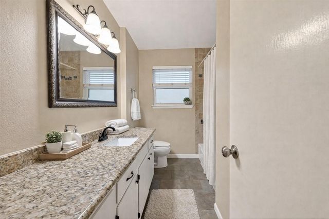 5911 Warm Springs Road, Houston, TX 77035