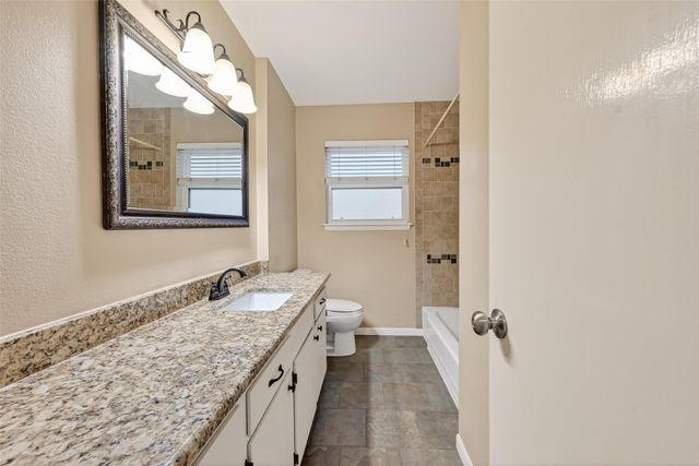 5911 Warm Springs Road, Houston, TX 77035