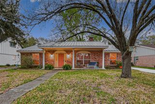 5911 Warm Springs Road, Houston, TX 77035