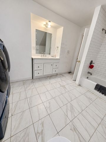 21 Greenwood St, Worcester, MA 01607