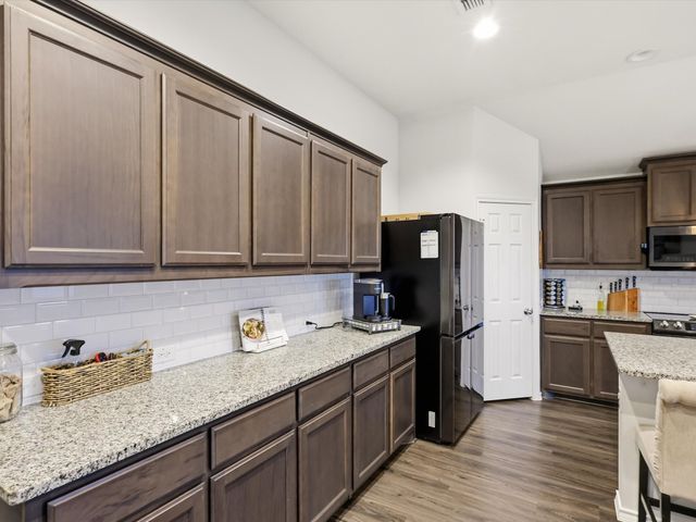 3912 Montecristo Lane, Sanger, TX 76266