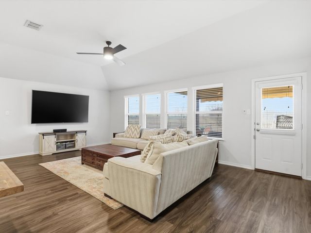 3912 Montecristo Lane, Sanger, TX 76266