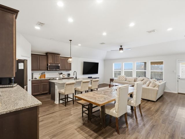 3912 Montecristo Lane, Sanger, TX 76266