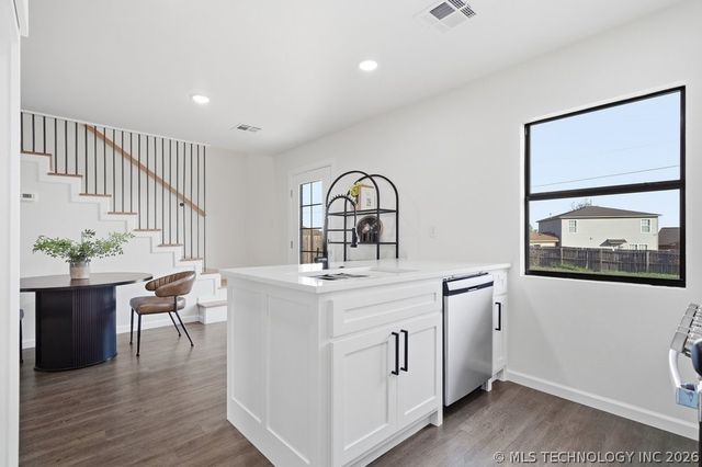 11211 E 122nd Court N, Collinsville, OK 74021