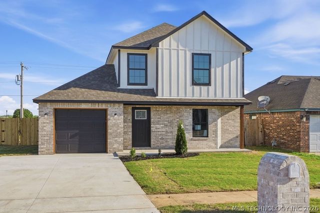 11211 E 122nd Court N, Collinsville, OK 74021