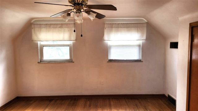 410 Reifert St, Bon Air, PA 15210