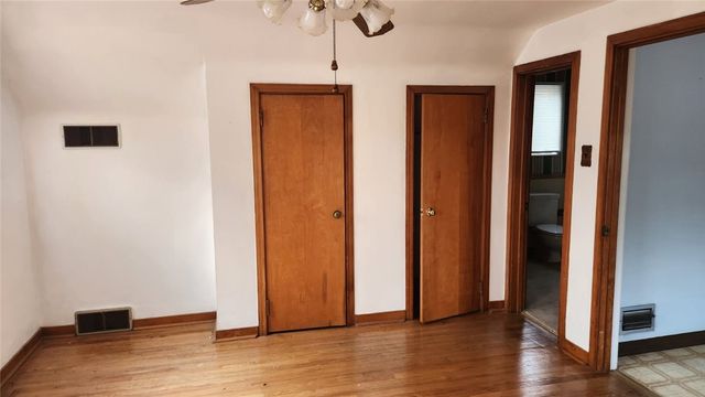 410 Reifert St, Bon Air, PA 15210