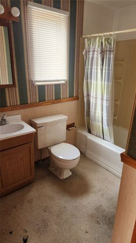 410 Reifert St, Bon Air, PA 15210