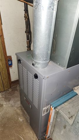 410 Reifert St, Bon Air, PA 15210