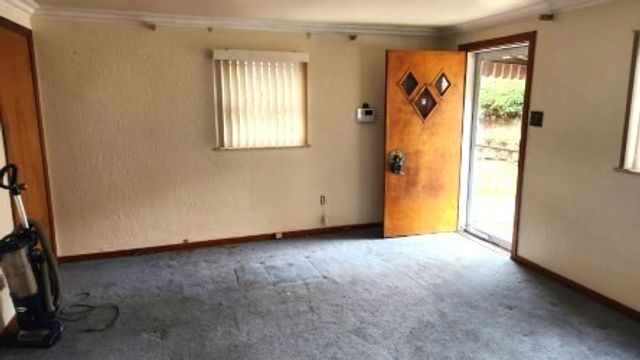 410 Reifert St, Bon Air, PA 15210