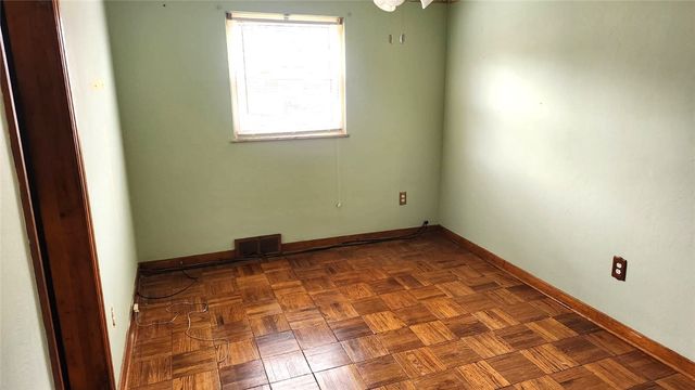 410 Reifert St, Bon Air, PA 15210