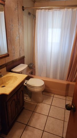 410 Reifert St, Bon Air, PA 15210