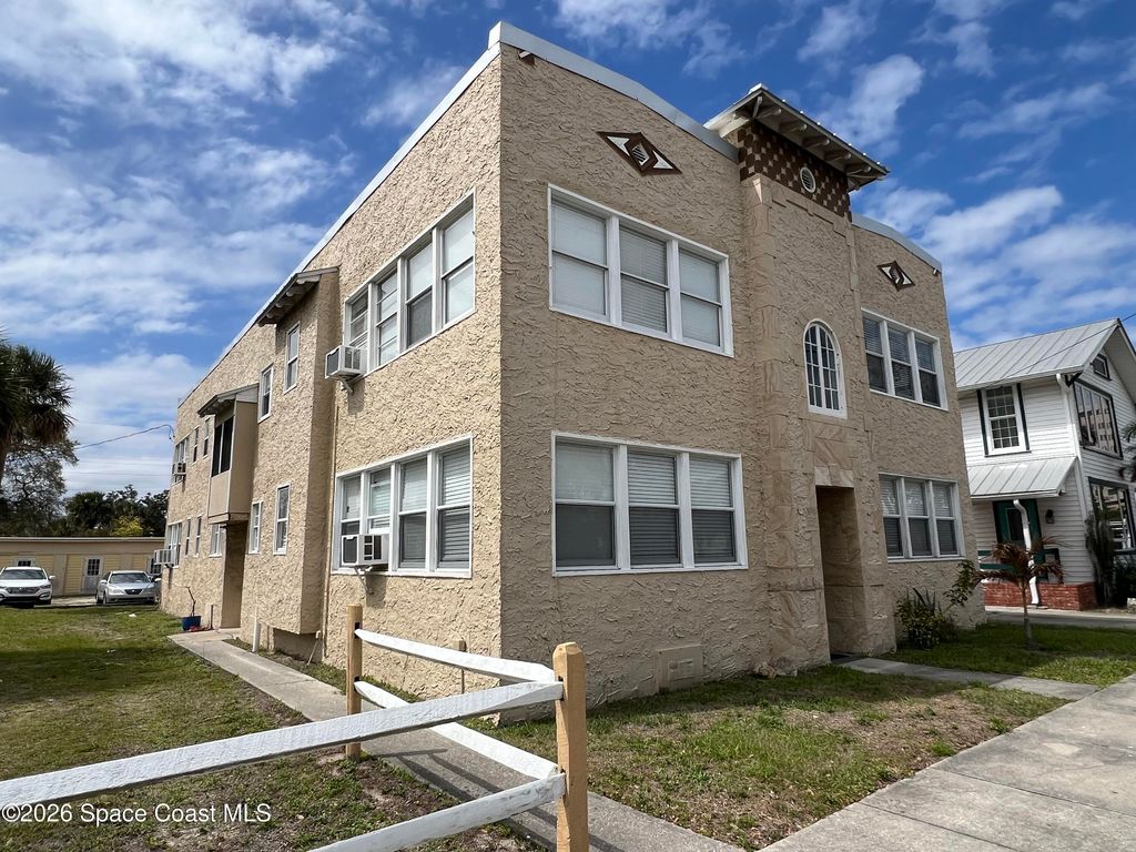2104 Waverly Place 7, Melbourne, FL 32901