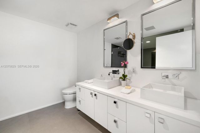 5875 Collins Avenue 1102, Miami Beach, FL 33140