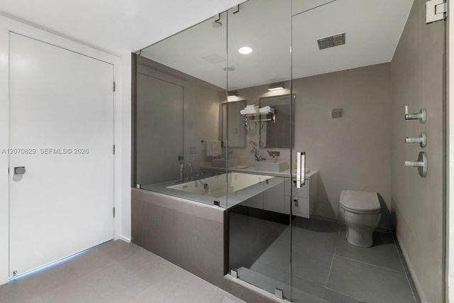 5875 Collins Avenue 1102, Miami Beach, FL 33140