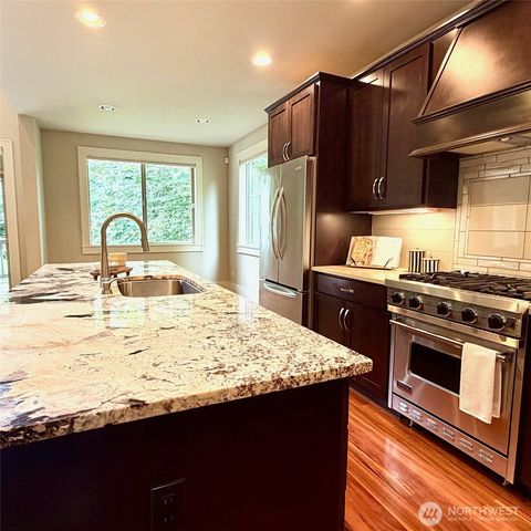 1727 Nile Avenue NE, Renton, WA 98059
