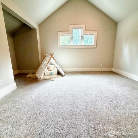 1727 Nile Avenue NE, Renton, WA 98059