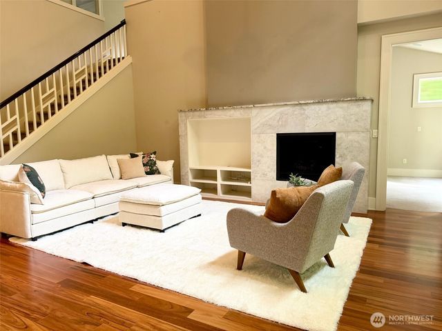 1727 Nile Avenue NE, Renton, WA 98059