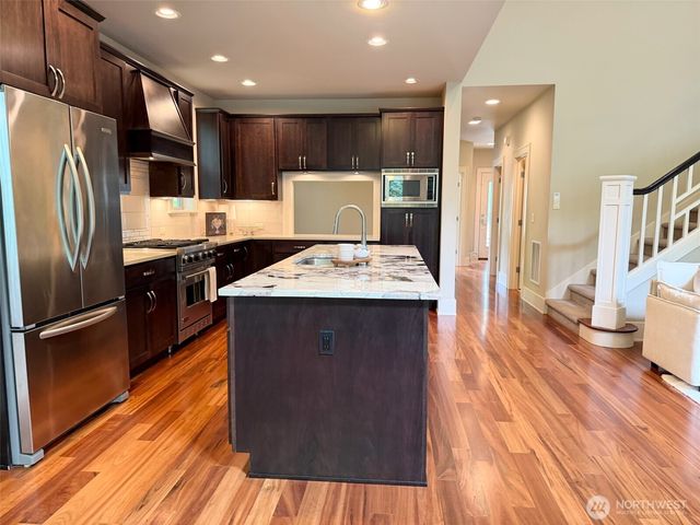 1727 Nile Avenue NE, Renton, WA 98059