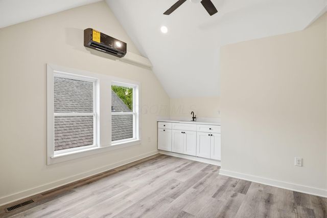 327 Linwood Avenue, Columbus, OH 43205