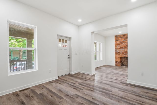 327 Linwood Avenue, Columbus, OH 43205