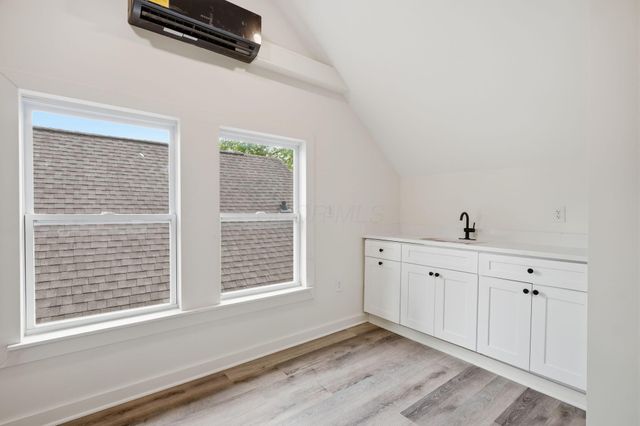 327 Linwood Avenue, Columbus, OH 43205