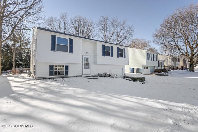 3811 House Of Stuart Avenue, Toledo, OH 43607