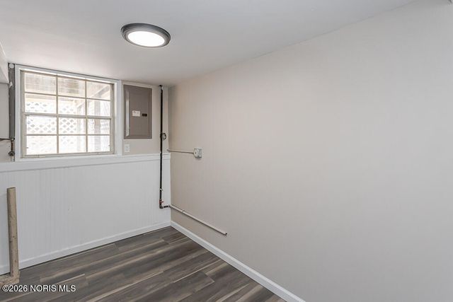 3811 House Of Stuart Avenue, Toledo, OH 43607