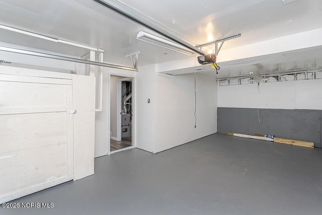 3811 House Of Stuart Avenue, Toledo, OH 43607