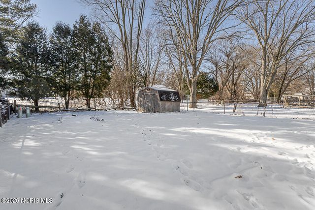 3811 House Of Stuart Avenue, Toledo, OH 43607