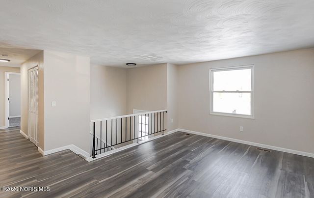 3811 House Of Stuart Avenue, Toledo, OH 43607