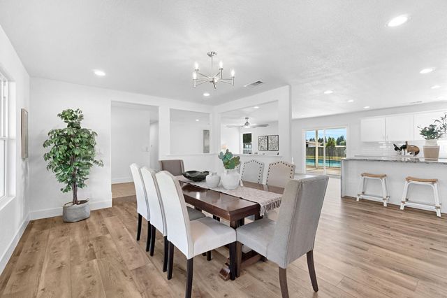 6728 N Mccall, Clovis, CA 93619