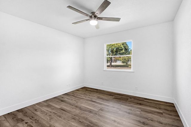 6728 N Mccall, Clovis, CA 93619
