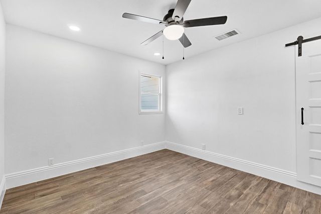 6728 N Mccall, Clovis, CA 93619