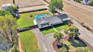 6728 N Mccall, Clovis, CA 93619
