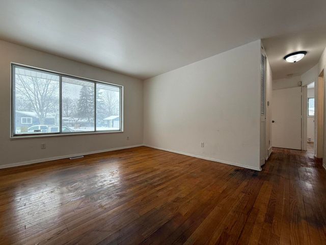 3725 Alpine Drive, Lansing City, MI 48911