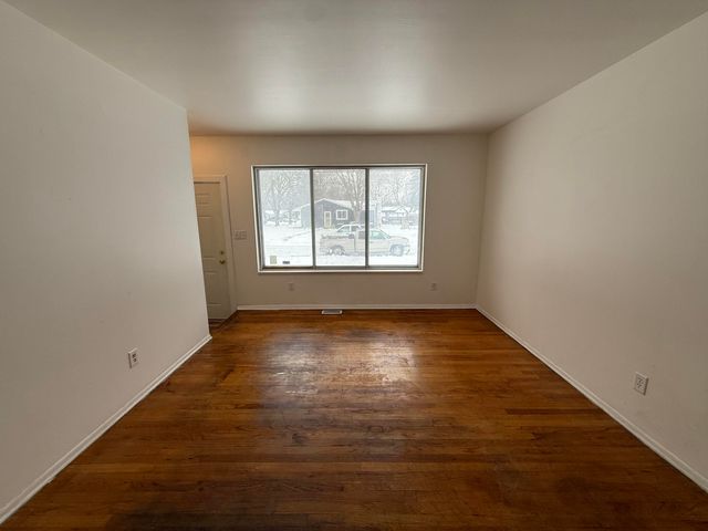 3725 Alpine Drive, Lansing City, MI 48911