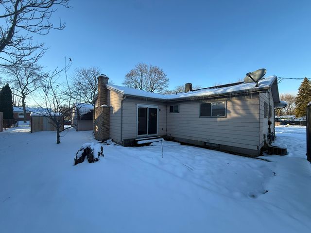 3725 Alpine Drive, Lansing City, MI 48911