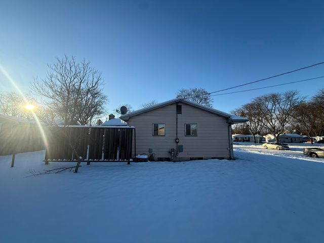 3725 Alpine Drive, Lansing City, MI 48911