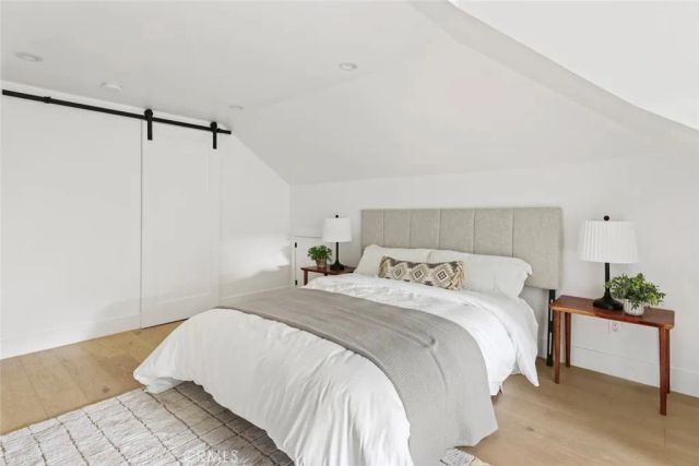 125 S Avenue 60, Los Angeles, CA 90042