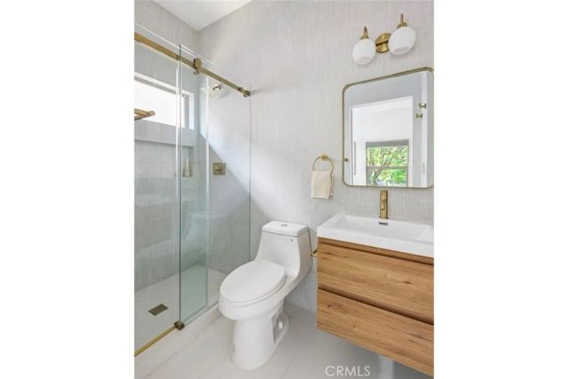 125 S Avenue 60, Los Angeles, CA 90042