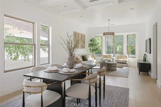 125 S Avenue 60, Los Angeles, CA 90042