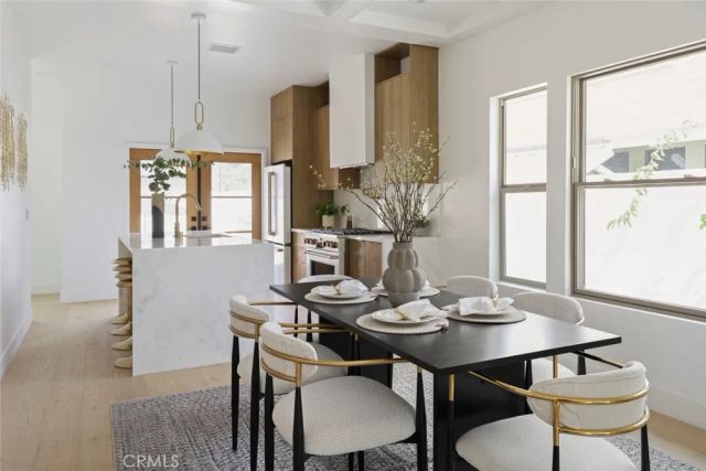 125 S Avenue 60, Los Angeles, CA 90042