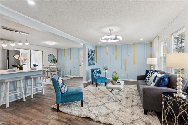 104 Cavalier DR, Yorktown, VA 23692