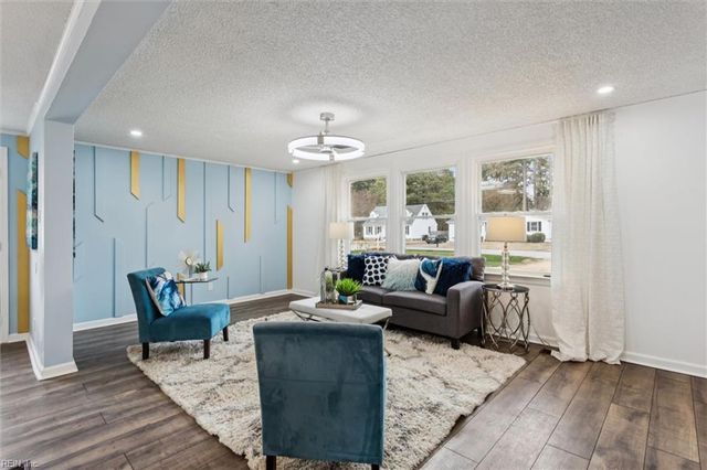 104 Cavalier DR, Yorktown, VA 23692