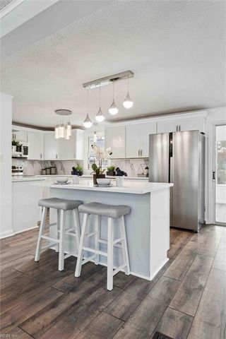 104 Cavalier DR, Yorktown, VA 23692