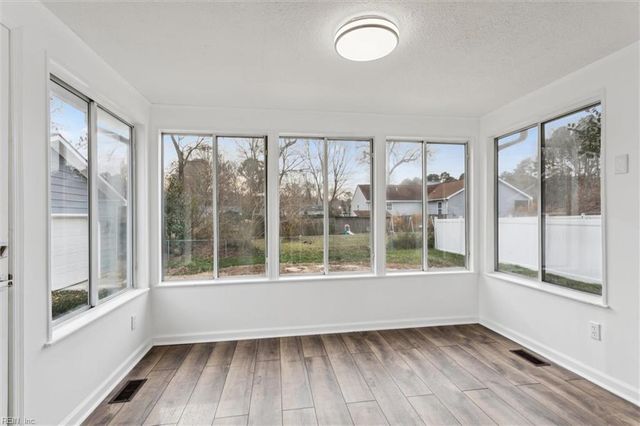 104 Cavalier DR, Yorktown, VA 23692