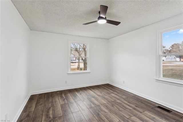 104 Cavalier DR, Yorktown, VA 23692