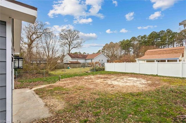 104 Cavalier DR, Yorktown, VA 23692